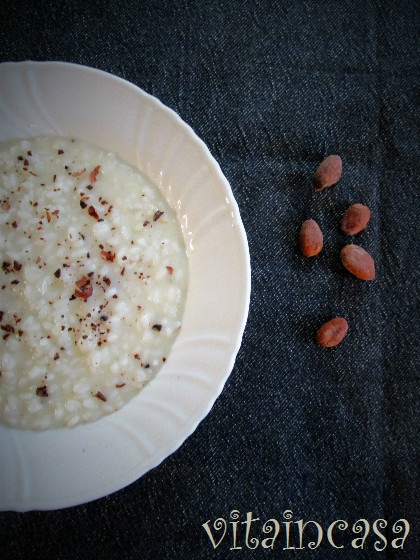 Risotto gorgonzola e fave di cacao