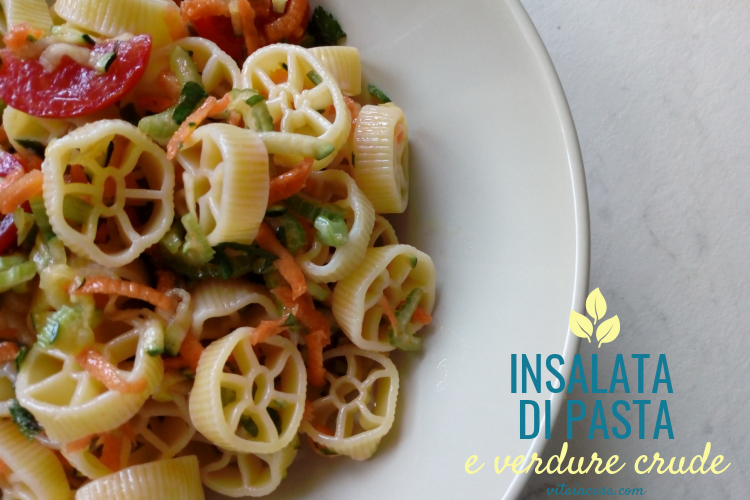 Insalata di pasta e verdure crude by vitaincasa (2)